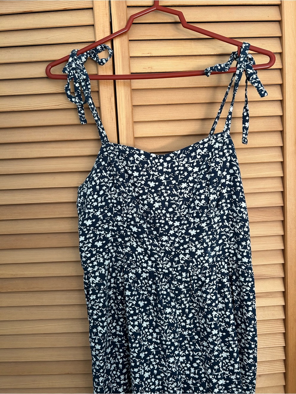 Old Navy Navy and White Floral Tie-Strap Long Pant Romper